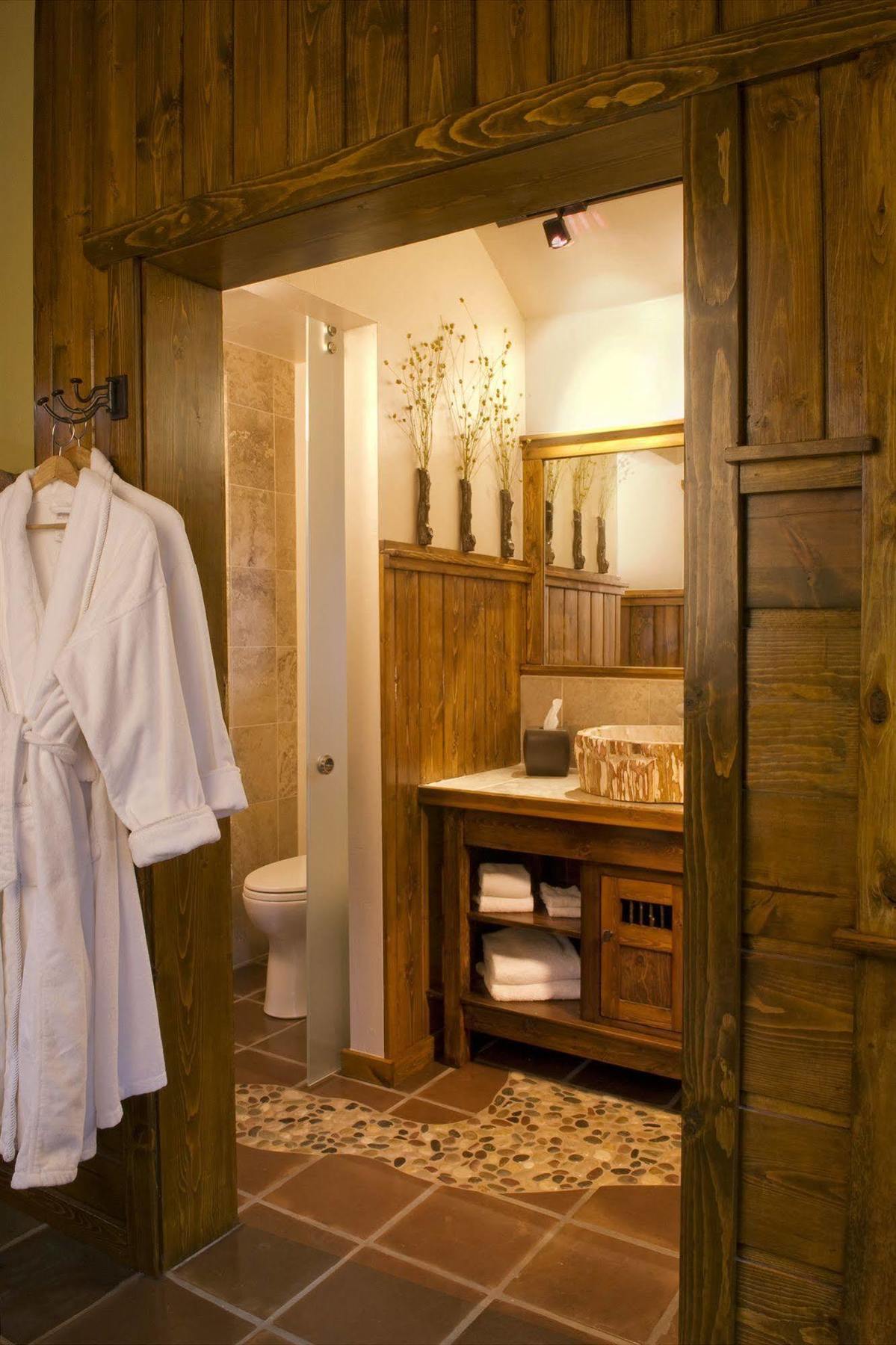 Highland Haven Creekside Inn エバーグリーン エクステリア 写真